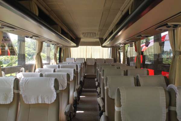 Bookwisata | sewa bus pariwisata arfendika transport jogja murah medium bus seat 30 nyaman aman bookwisata terbaik nyaman - Bookwisata