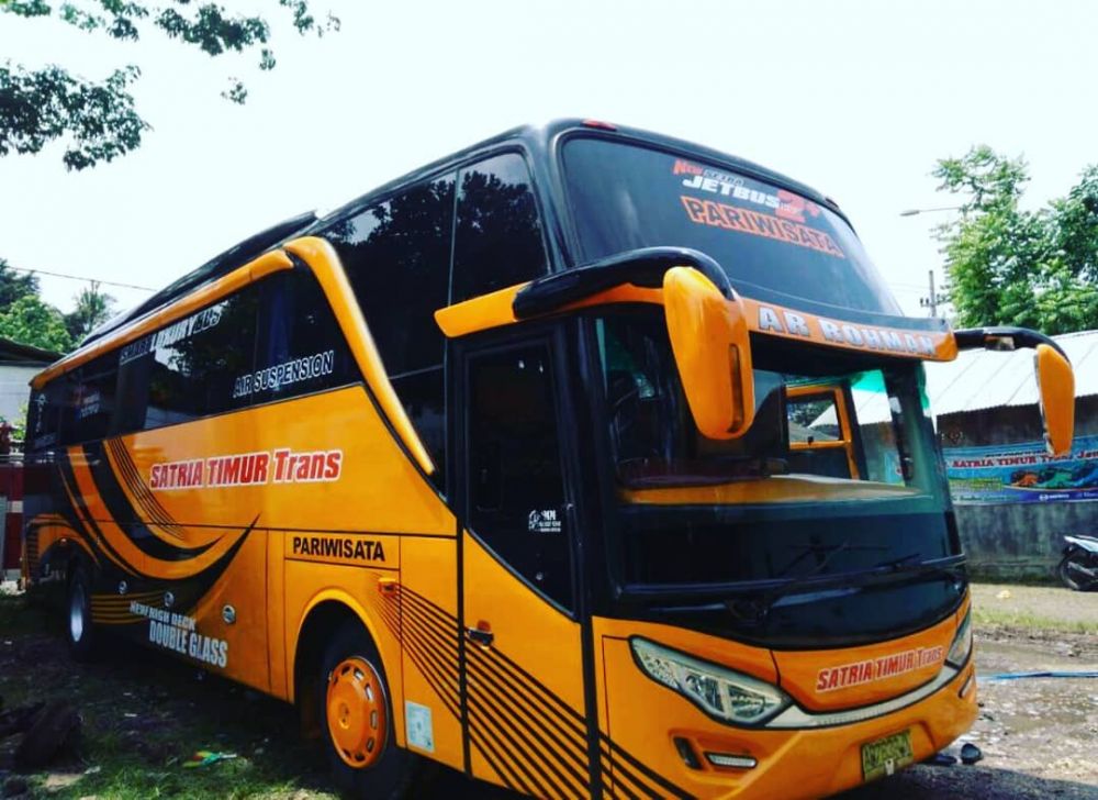 Bookwisata | sewa bus pariwisata murah terbaik di jember jawa timur bookwisata indonesia big bus seat 50 - Bookwisata